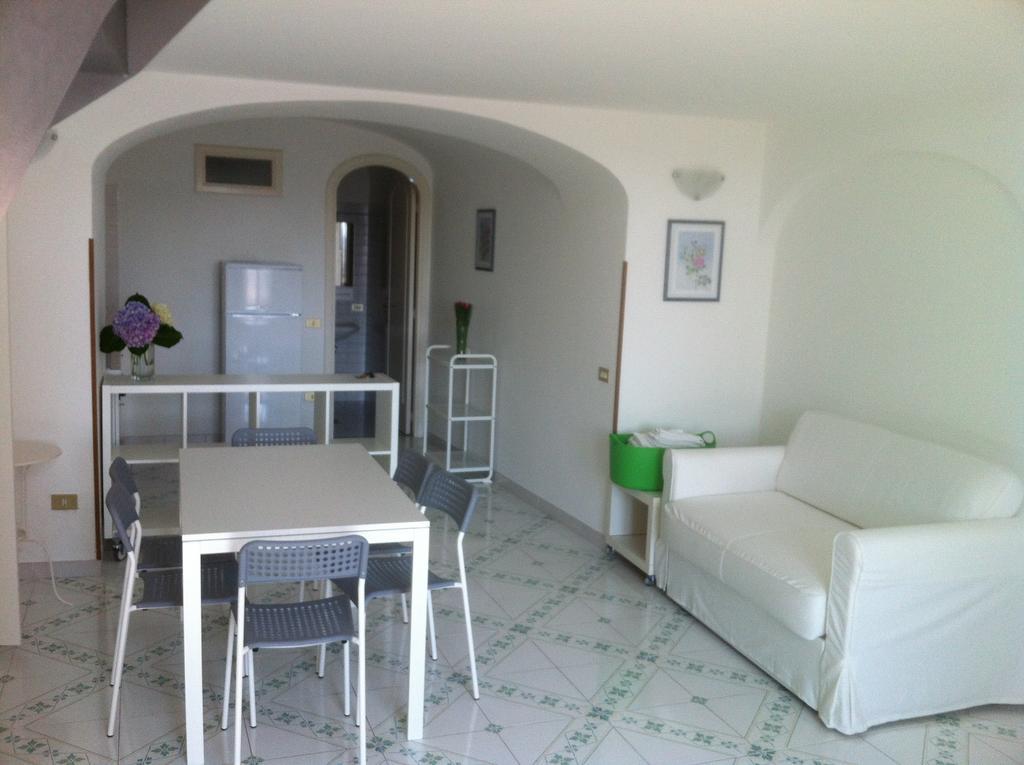 Apartamento Palazzo Damelio Scala Habitación foto